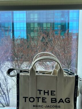 Marc Jacobs Canvas Tote Bag in Cream with Black Print